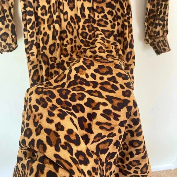 H&M Leopard Maxi Print Dress, Excellent Condition🐆Worn 2 times - Picture 5 of 9